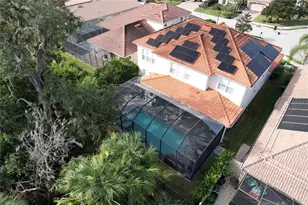 8111 Santa Rosa Ct, Sarasota, FL 34243 - Photo 6