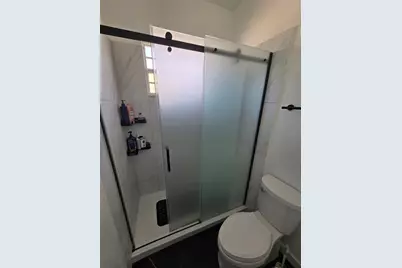 8111 Santa Rosa Court, Sarasota, FL 34243 - Photo 36