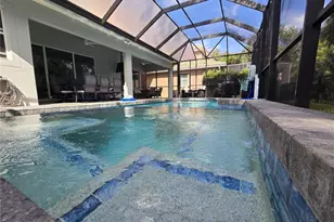 8111 Santa Rosa Ct, Sarasota, FL 34243 - Photo 4