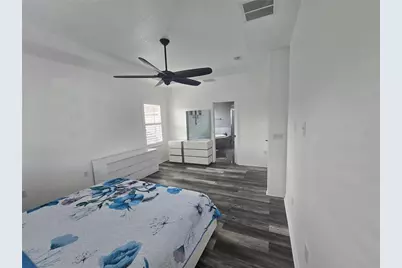 8111 Santa Rosa Court, Sarasota, FL 34243 - Photo 32