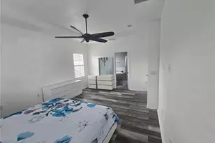 8111 Santa Rosa Ct, Sarasota, FL 34243 - Photo 32