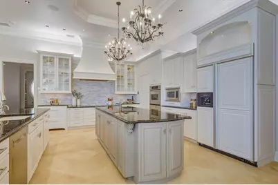 7028 Portmarnock Place, Lakewood Ranch, FL 34202 - Photo 18