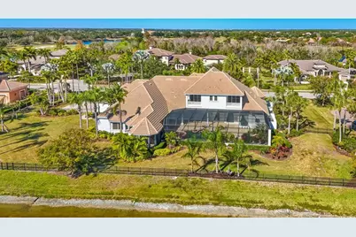 7028 Portmarnock Place, Lakewood Ranch, FL 34202 - Photo 80