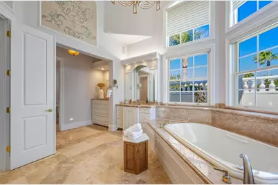 7028 Portmarnock Place, Lakewood Ranch, FL 34202 - Photo 32