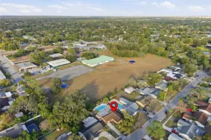 2019 W Jorome Dr, Tampa, FL 33612 - Photo 44