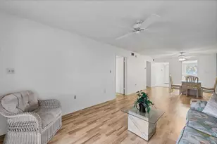 3534 Lake Bayshore Dr, Bradenton, FL 34205 - Photo 6