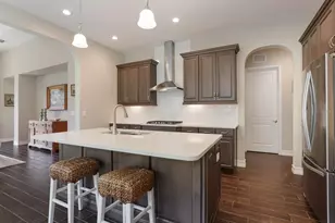 2402 Starwood Ct, Lakewood Ranch, FL 34211 - Photo 10