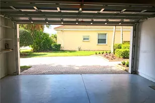 5069 Flagstone Dr, Sarasota, FL 34238 - Photo 26