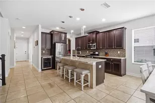 12036 Longview Lake Cir, Bradenton, FL 34211 - Photo 10