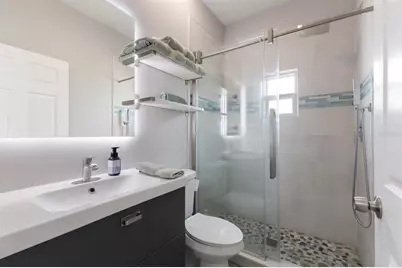 1606 22nd Avenue W, Palmetto, FL 34221 - Photo 12