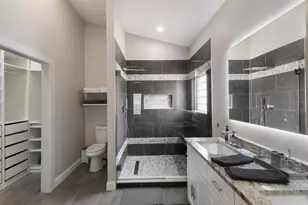 1606 22nd Ave W, Palmetto, FL 34221 - Photo 8