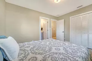 5914 Albert Pl, Sarasota, FL 34231 - Photo 14