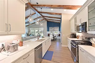 8075 Slipway Dr, Sarasota, FL 34240 - Photo 12