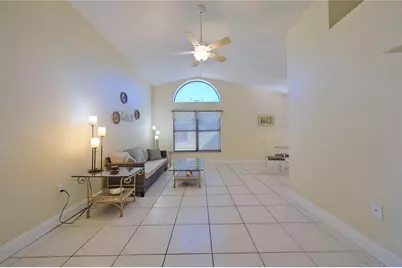 3549 65th Avenue Circle E, Sarasota, FL 34243 - Photo 6