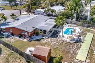 5918 8th Ave Dr W, Bradenton, FL 34209 - Photo 4