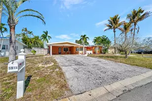 5918 8th Ave Dr W, Bradenton, FL 34209 - Photo 2