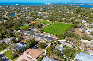 1002 Glebe Ln, Sarasota, FL 34242 - Photo 32