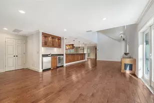 1695 Hyde Park St, Sarasota, FL 34239 - Photo 10