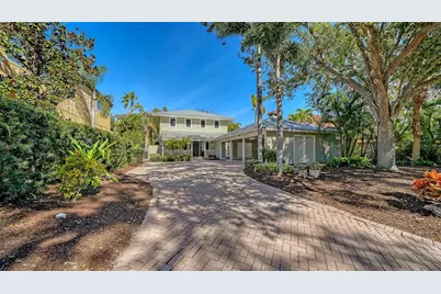 1695 Hyde Park Street, Sarasota, FL 34239 - Photo 2