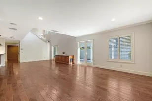 1695 Hyde Park St, Sarasota, FL 34239 - Photo 10