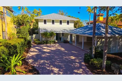 1695 Hyde Park Street, Sarasota, FL 34239 - Photo 1