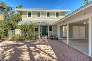 1695 Hyde Park St, Sarasota, FL 34239 - Photo 4