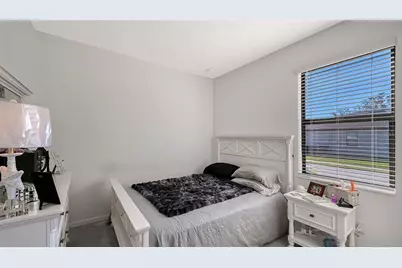 19625 Fishhawk Trail, Venice, FL 34293 - Photo 18