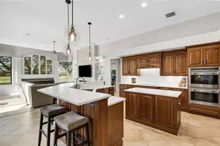 3194 Charles MacDonald Dr, Sarasota, FL 34240 - Photo 18