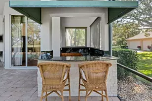 3194 Charles MacDonald Dr, Sarasota, FL 34240 - Photo 48