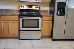 857 Ponder Ave, Sarasota, FL 34232 - Photo 4