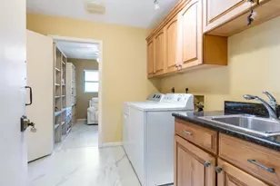4725 Greencroft Rd, Sarasota, FL 34235 - Photo 22