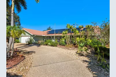 4725 Greencroft Road, Sarasota, FL 34235 - Photo 2