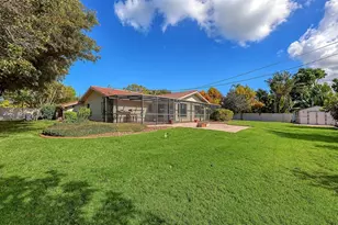 7603 Alhambra Dr, Bradenton, FL 34209 - Photo 40