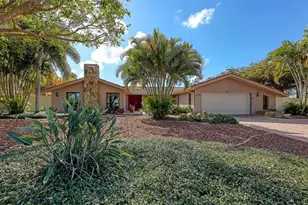 7603 Alhambra Dr, Bradenton, FL 34209 - Photo 1