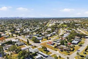 3289 Dante Dr, Sarasota, FL 34235 - Photo 38