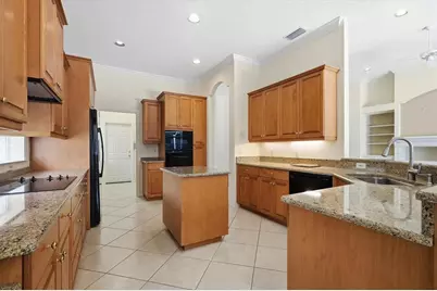 7340 Saint Georges Way, University Park, FL 34201 - Photo 16