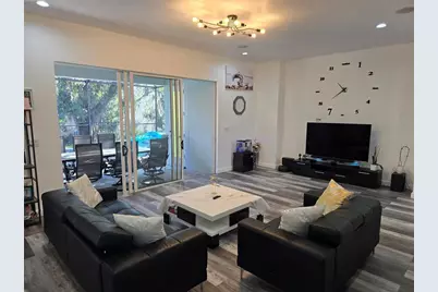 8111 Santa Rosa Court, Sarasota, FL 34243 - Photo 8