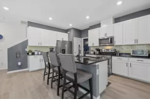 11617 Woodleaf Dr, Lakewood Ranch, FL 34211 - Photo 2