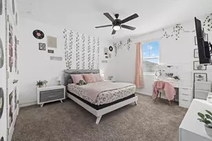 11617 Woodleaf Dr, Lakewood Ranch, FL 34211 - Photo 20