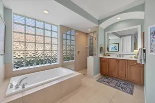 7072 Twin Hills Terrace, Lakewood Ranch, FL 34202 - Photo 30