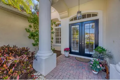 7072 Twin Hills Terrace, Lakewood Ranch, FL 34202 - Photo 2