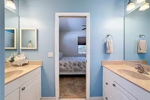 5376 Levi Ln, Sarasota, FL 34233 - Photo 30