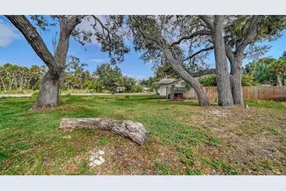 1203 Pineland Avenue, Venice, FL 34285 - Photo 20