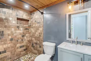 1203 Pineland Ave, Venice, FL 34285 - Photo 18