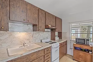 1260 Yoder Ave, Sarasota, FL 34239 - Photo 42