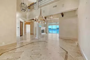 570 S Spoonbill Dr, Sarasota, FL 34236 - Photo 16