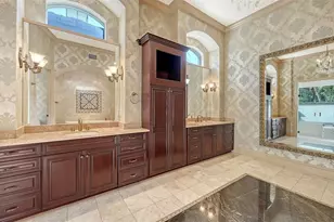 570 S Spoonbill Dr, Sarasota, FL 34236 - Photo 44