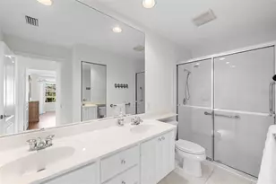 5840 Helicon Pl, Sarasota, FL 34238 - Photo 14