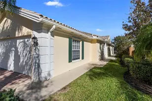 5840 Helicon Pl, Sarasota, FL 34238 - Photo 2