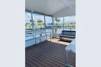 1612 Illinois Avenue, Bradenton, FL 34207 - Photo 32